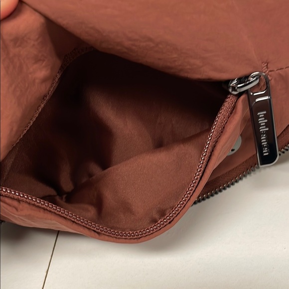 Lululemon All Night Festival Bag *Micro 2L - Picture 8 of 11